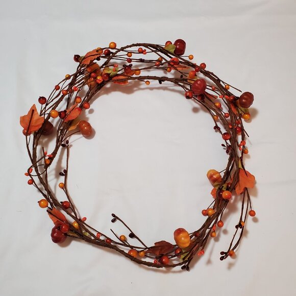 Fall Garland 5 Feet – Maple Leaves, Pumpkins, Berries, Pip Berries – Home Décor - Picture 3 of 4
